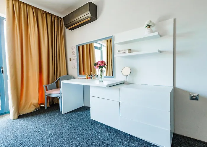 Bella Boutique * Slăntjev Brjag